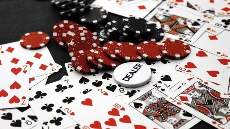Antarmuka mobile gudangslot88 menampilkan opsi deposit dan penarikan dengan metode pembayaran lokal